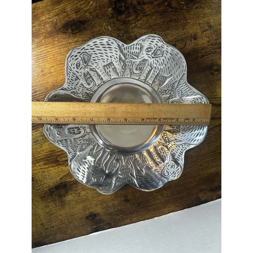 Vintage Hand Hammered Aluminum Elephant Bowl Tray India Safari Decor 9.75”